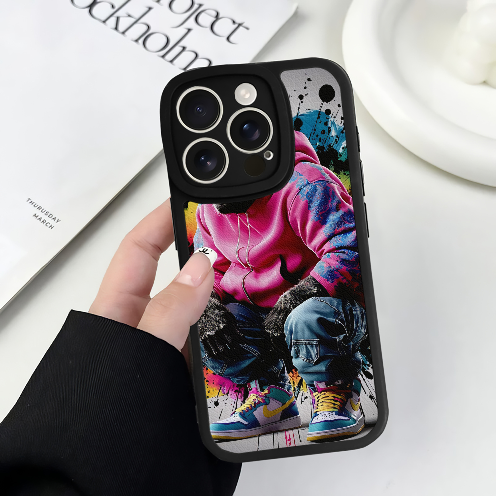 （画像用） ミッキーマウス Mickey Mouse 【iPhone 16シリーズ対応】シリコンスマホケース（レザー調） 材質：シリコン